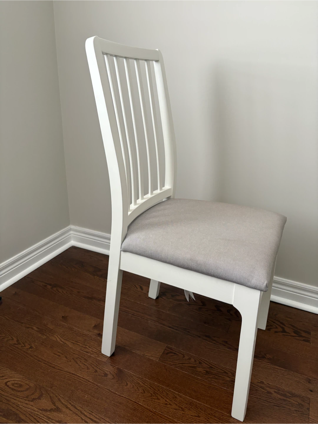 White Dining Chair with Padded Seat - photo 2