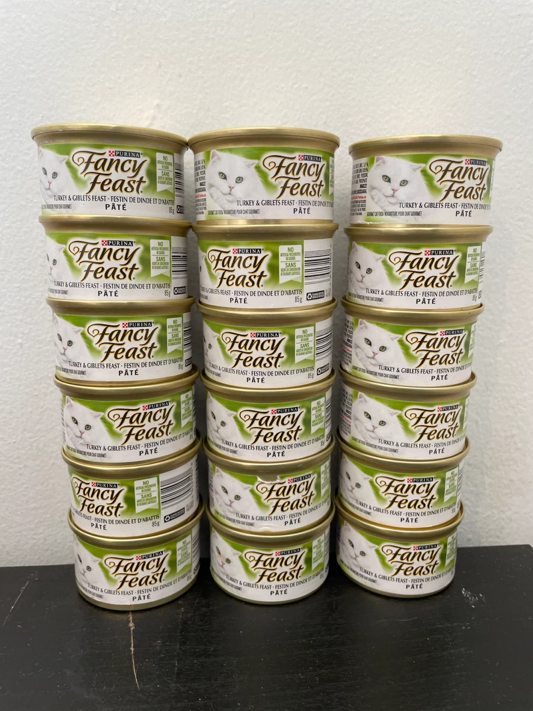 18 Cans Fancy Feast Cat Wet Food Lot-Pate Turkey & Gibleys