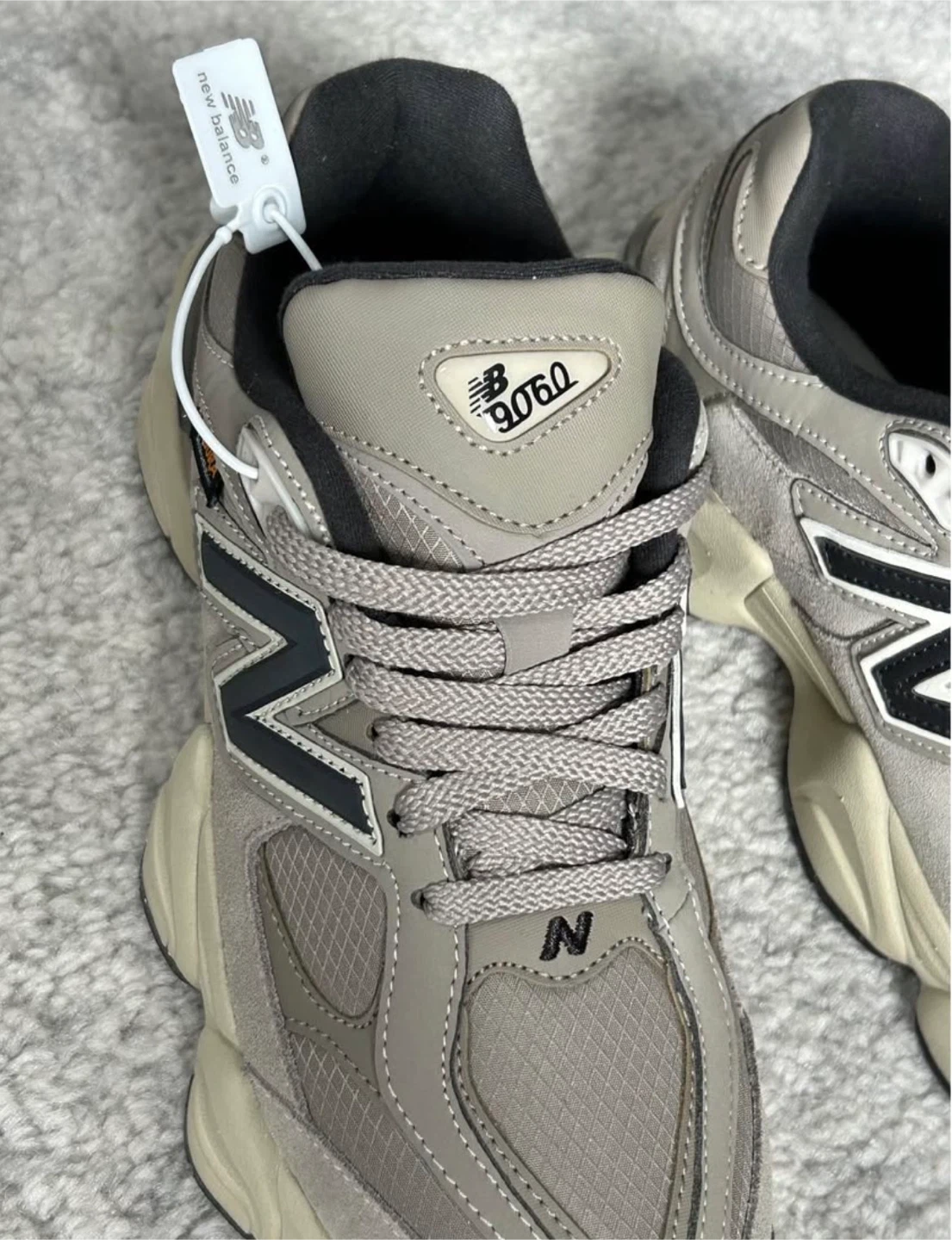 New Balance 9060 Gray - Size US 7 Men - photo 2