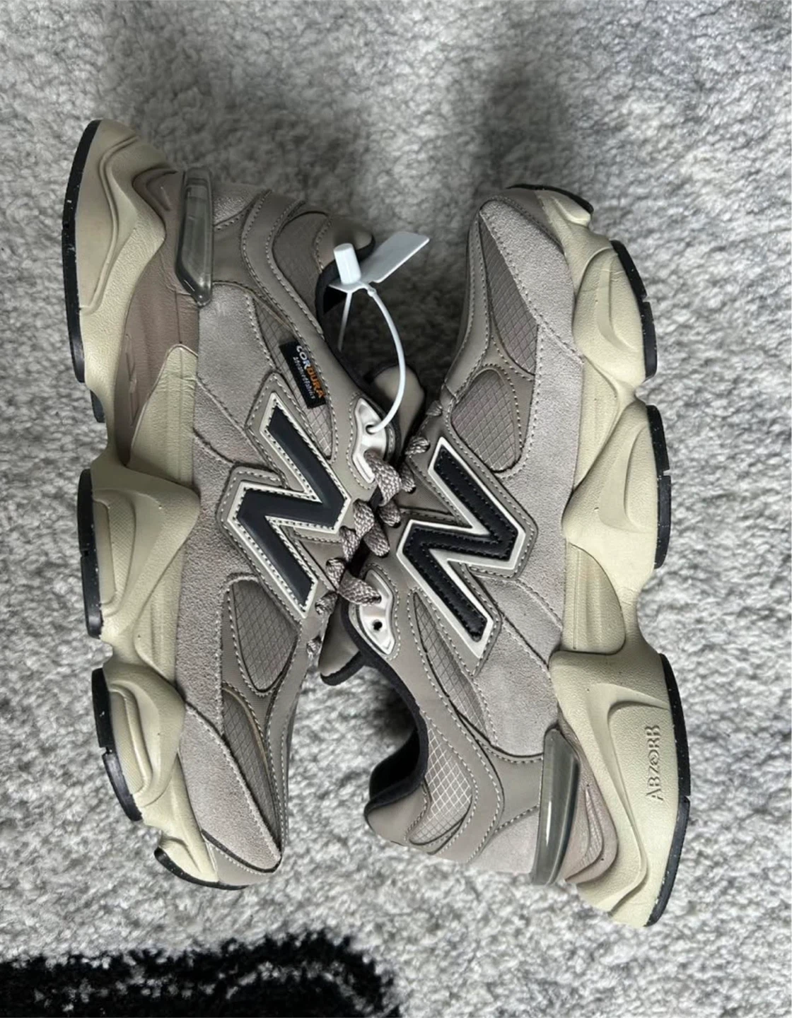 New Balance 9060 Gray - Size US 7 Men - photo 3