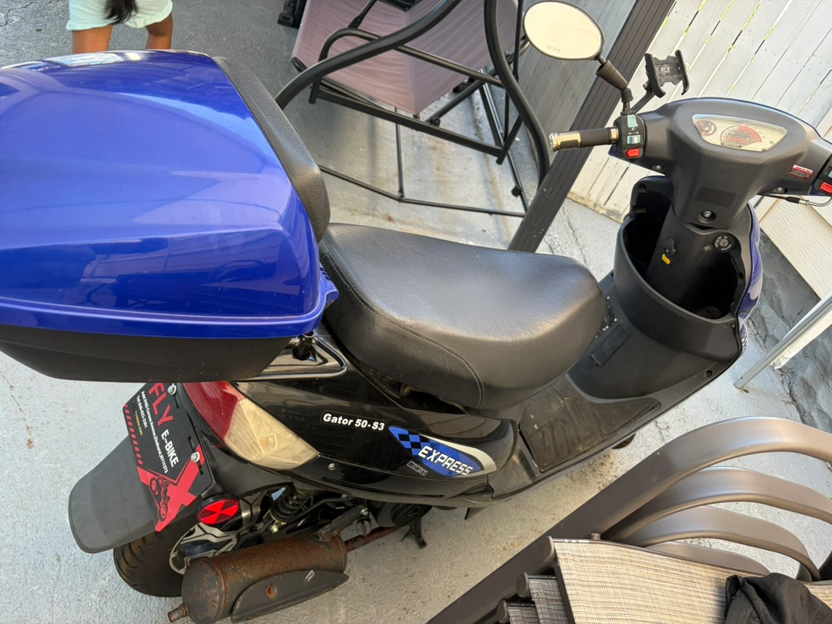 Express Gator 50-S3 Scooter