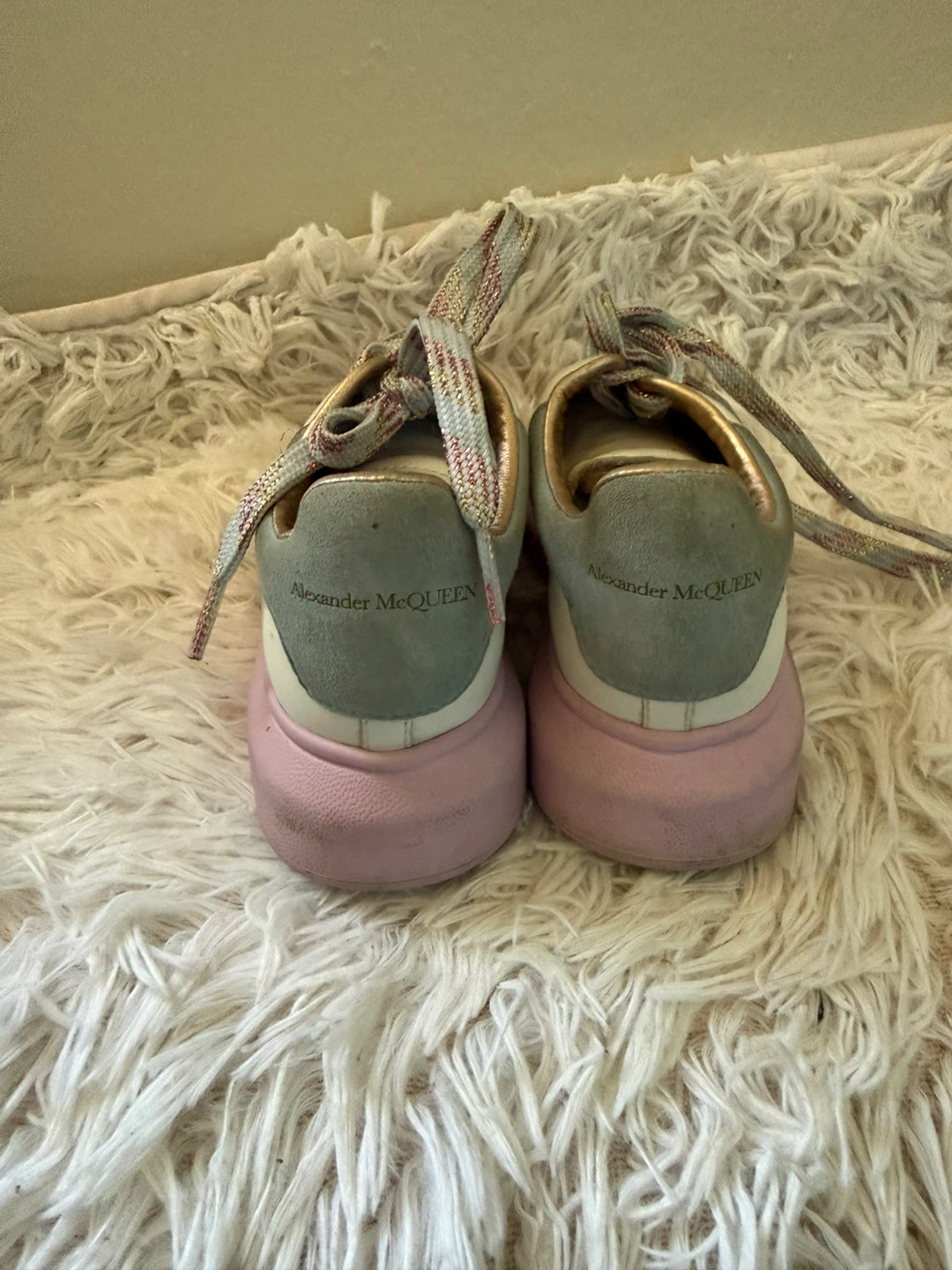 Alexander McQueen Oversized Sneakers White/Pink Size 37