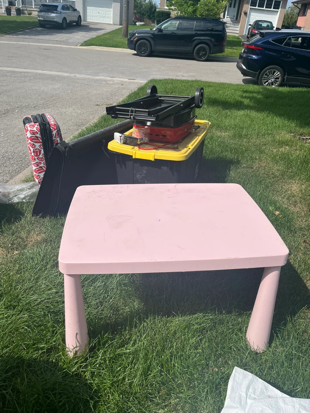 Pink Kids Table and Chair 1 set - photo 5