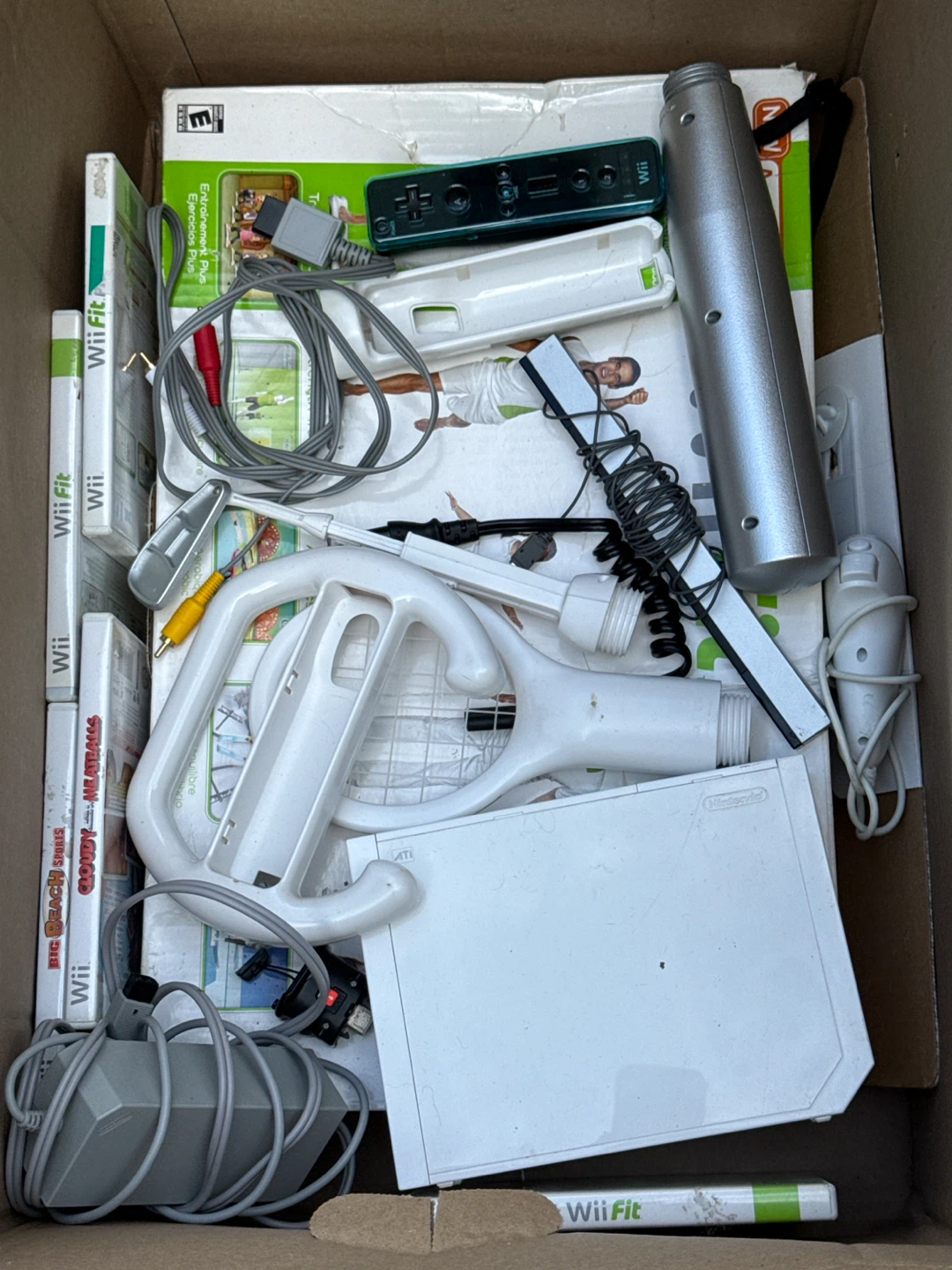 Nintendo Wii Fit Bundle with Balance Board and Accessories