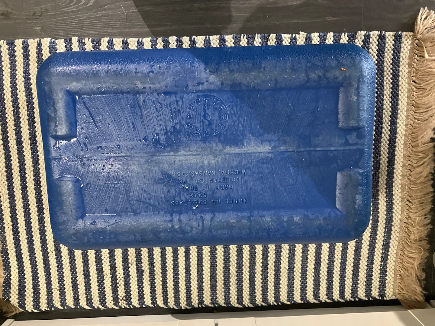Coleman PolyLite 34 Cooler - photo 4