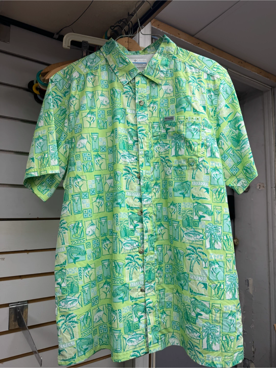 Columbia Sportswear Company Men's Short Sleeve Shirt M