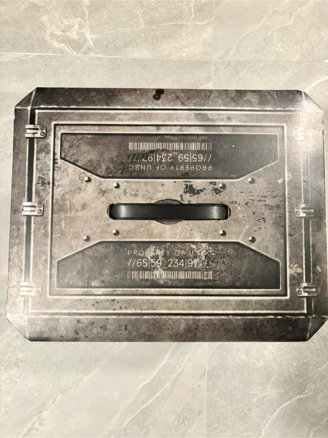 Halo Reach Legendary Edition Collectors Box - photo 2