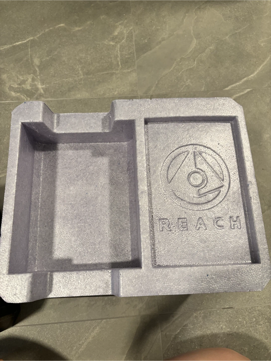 Halo Reach Legendary Edition Collectors Box - photo 4