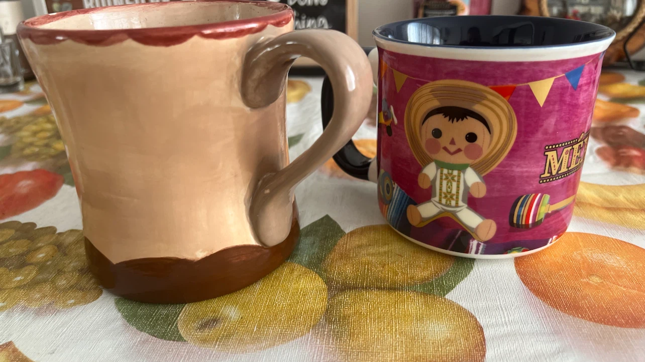 2 Mugs - "Smile" and "Mexico" themed - photo 2