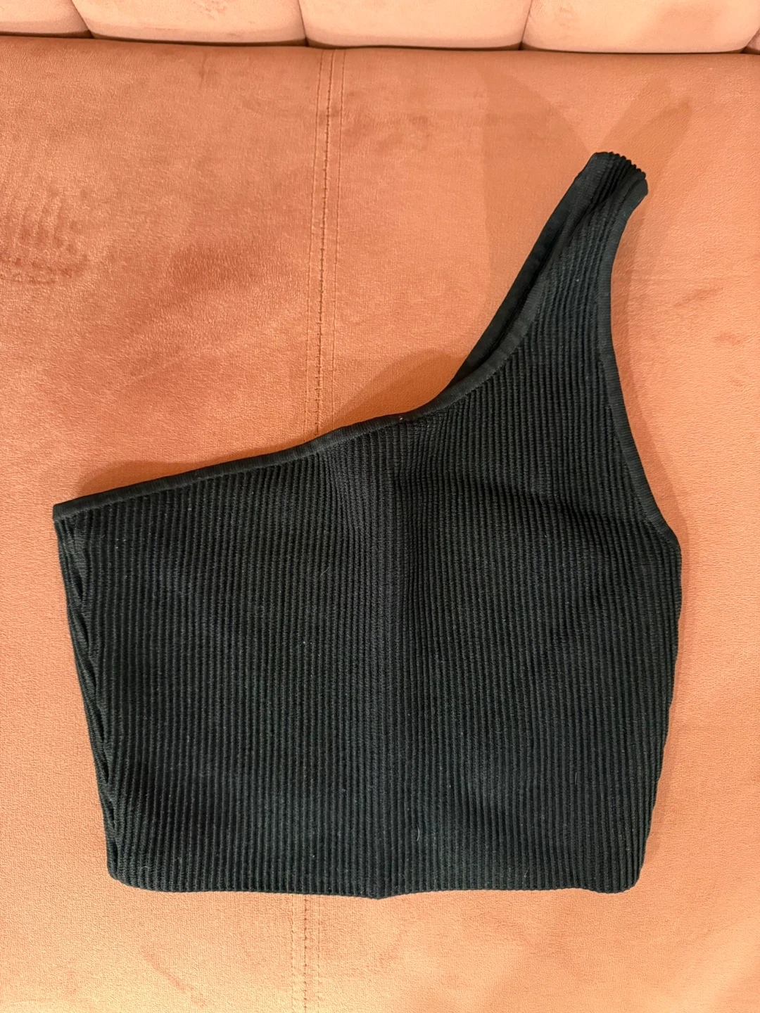 Babaton 1-shoulder sculpt knit crop top