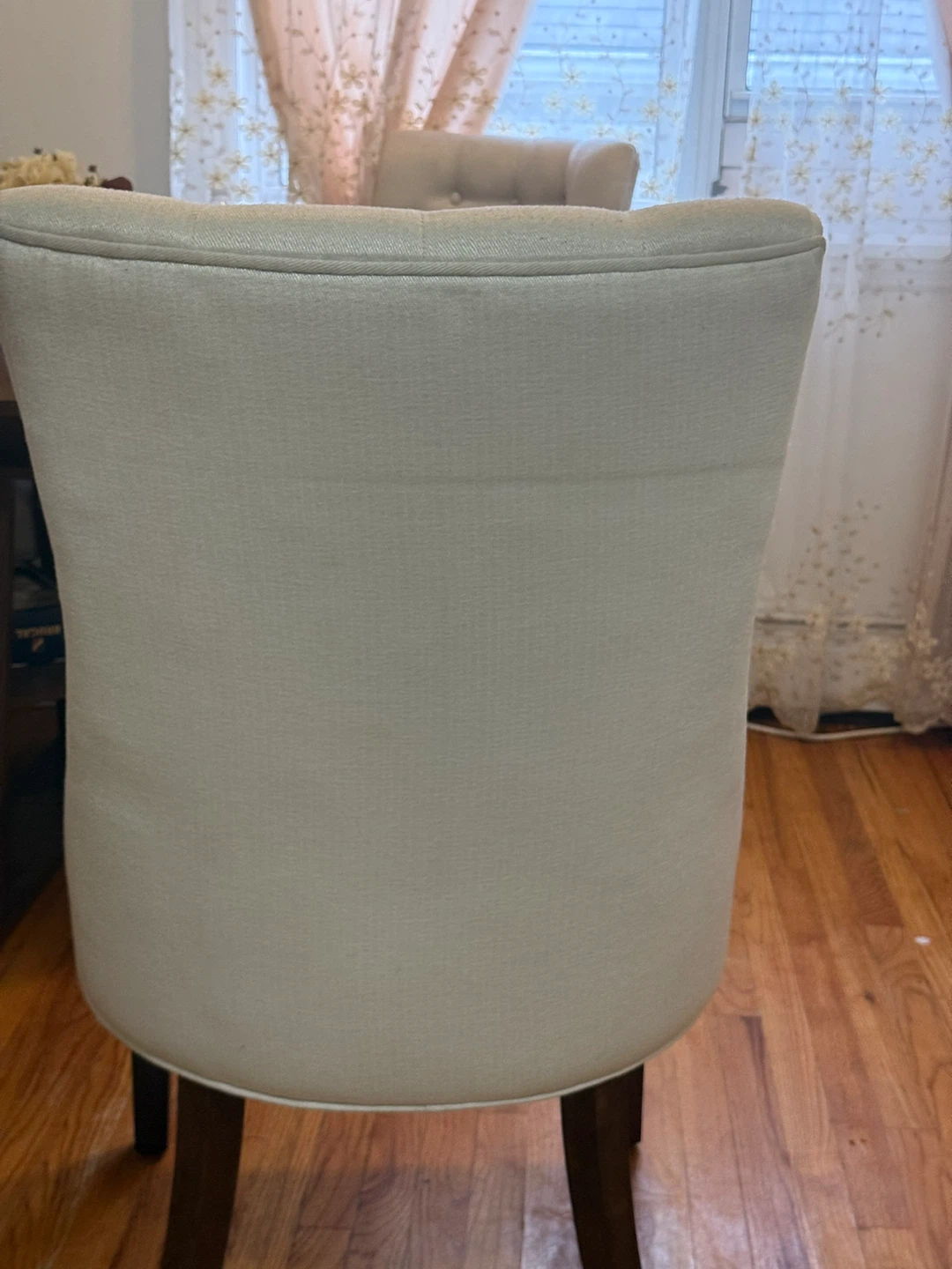 ✨ Set of 4 Cream Tufted Dining Chairs  ✨ - photo 5