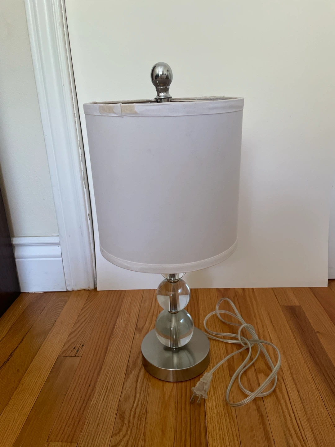 Table Lamp with Crystal Accents