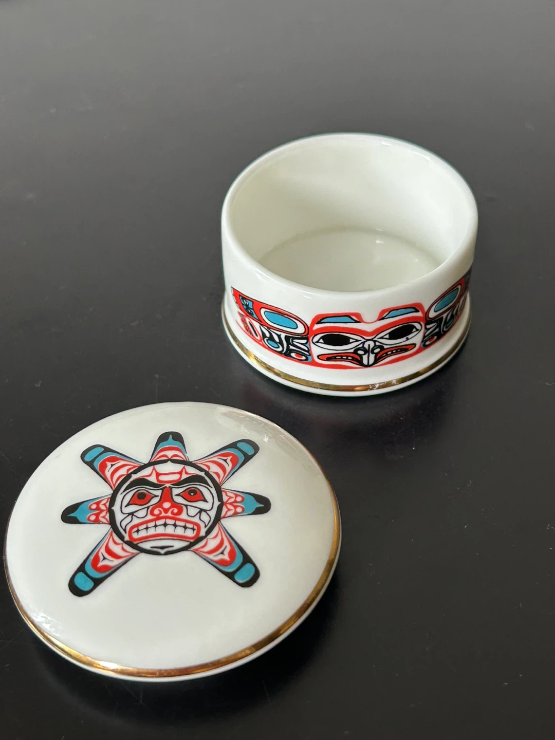 English Bone China Ketchikan Alaska Trinket Box - photo 4
