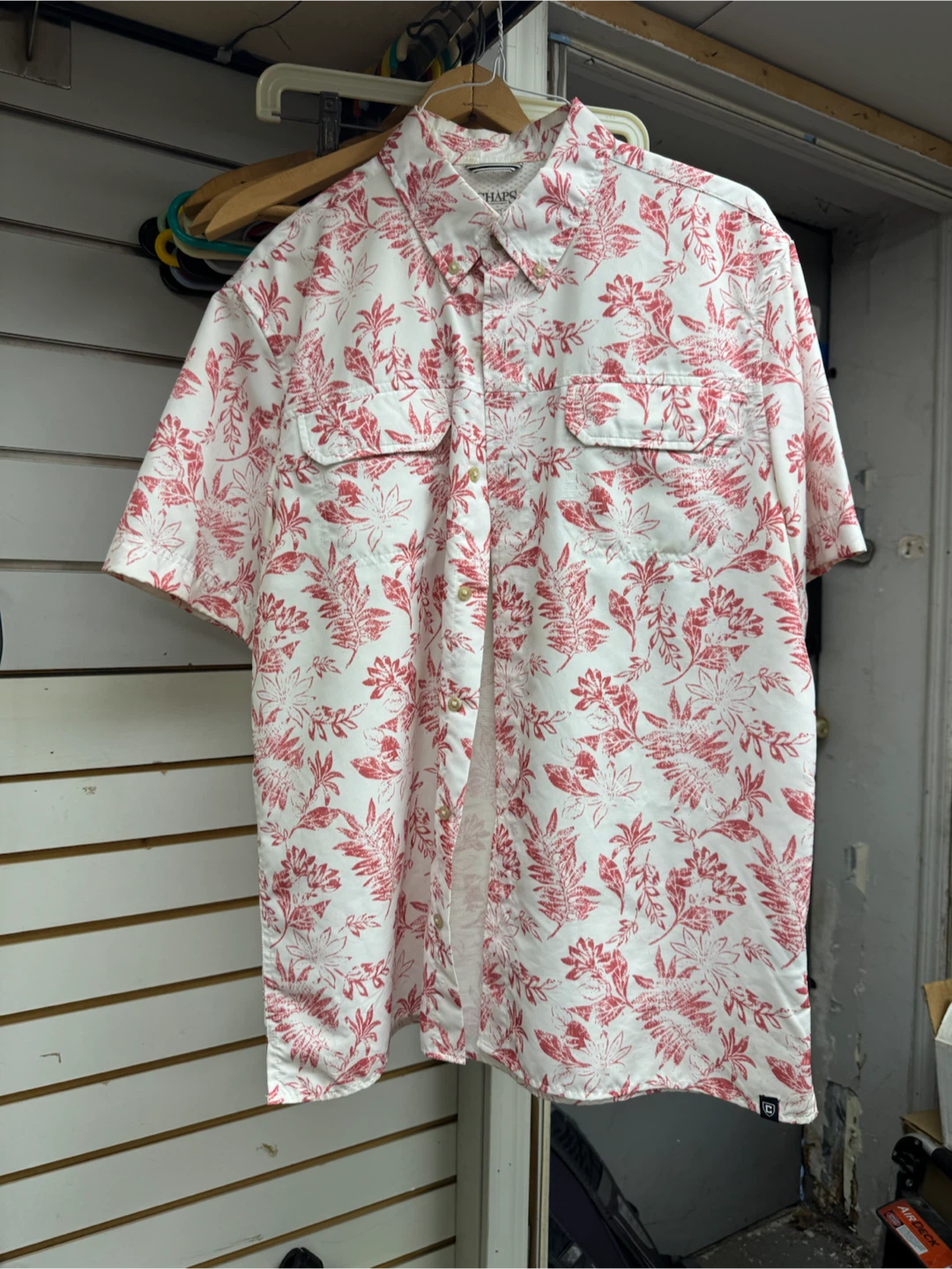 Chaps Men's Short Sleeve Button Down Shirt L