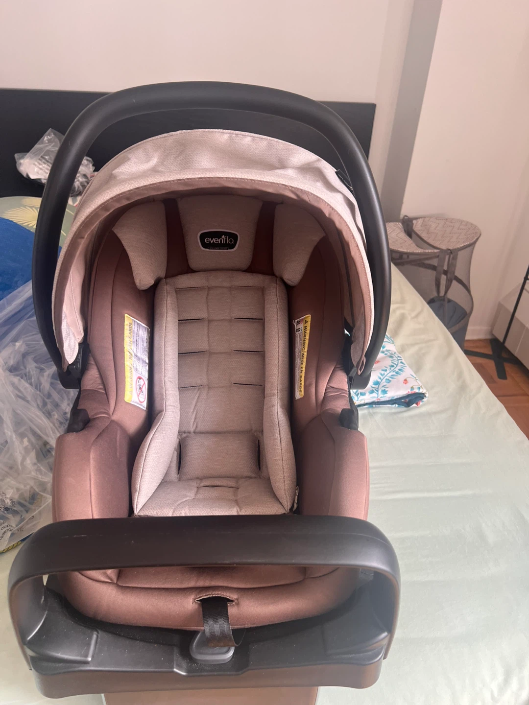 Evenflo LiteMax Infant Car Seat and Base
