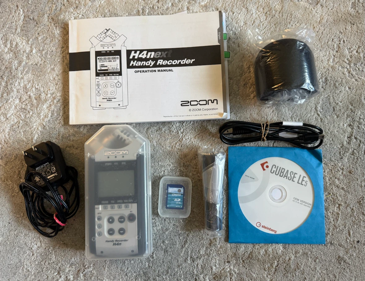 Zoom H4n audio recorder - excellent condition