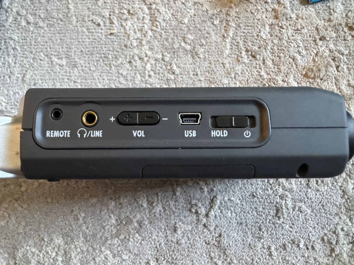 Zoom H4n audio recorder - excellent condition - photo 4