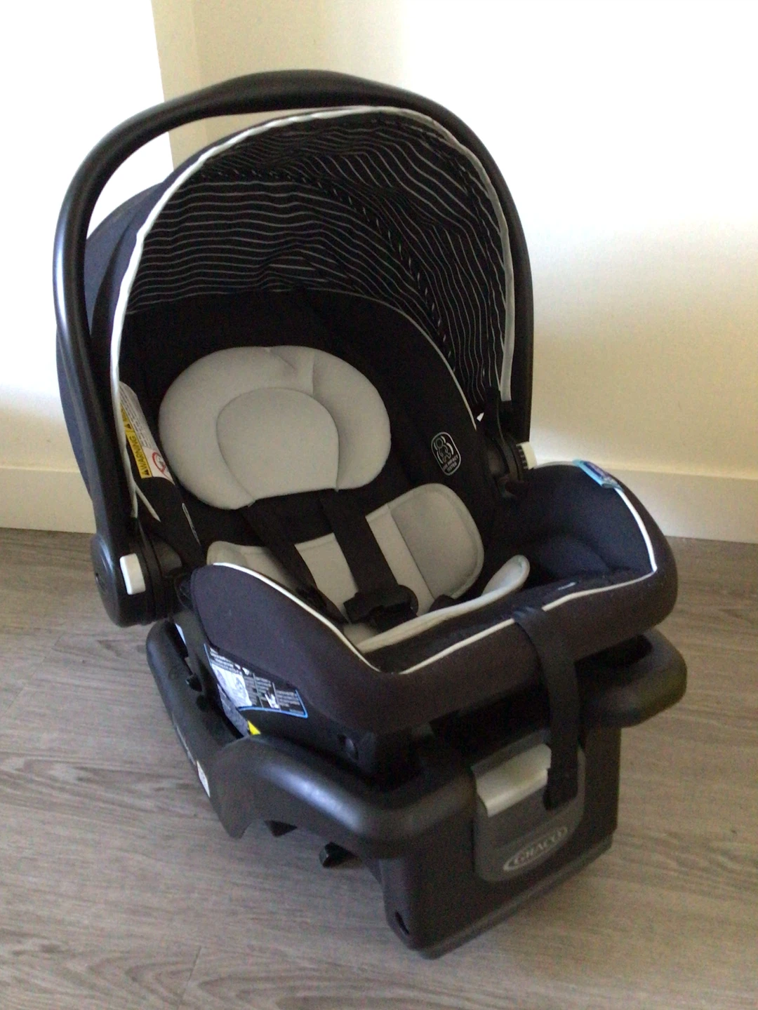Graco SnugRide 35 Infant Car Seat