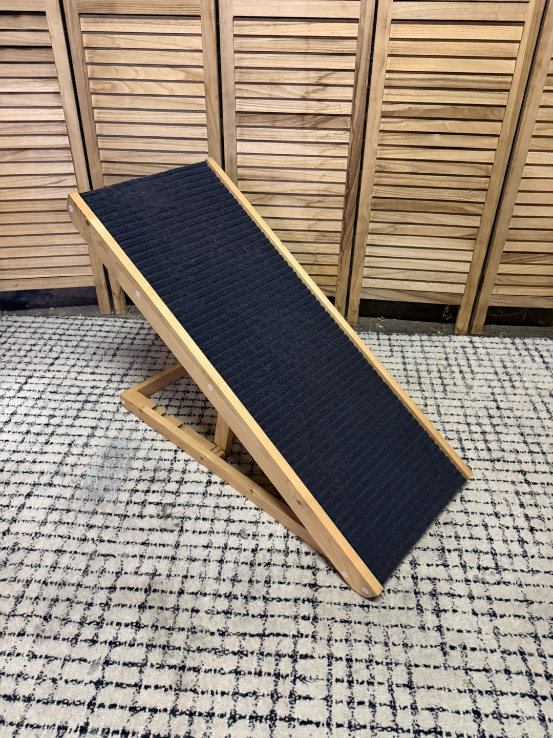 Adjustable Wooden Pet Ramp