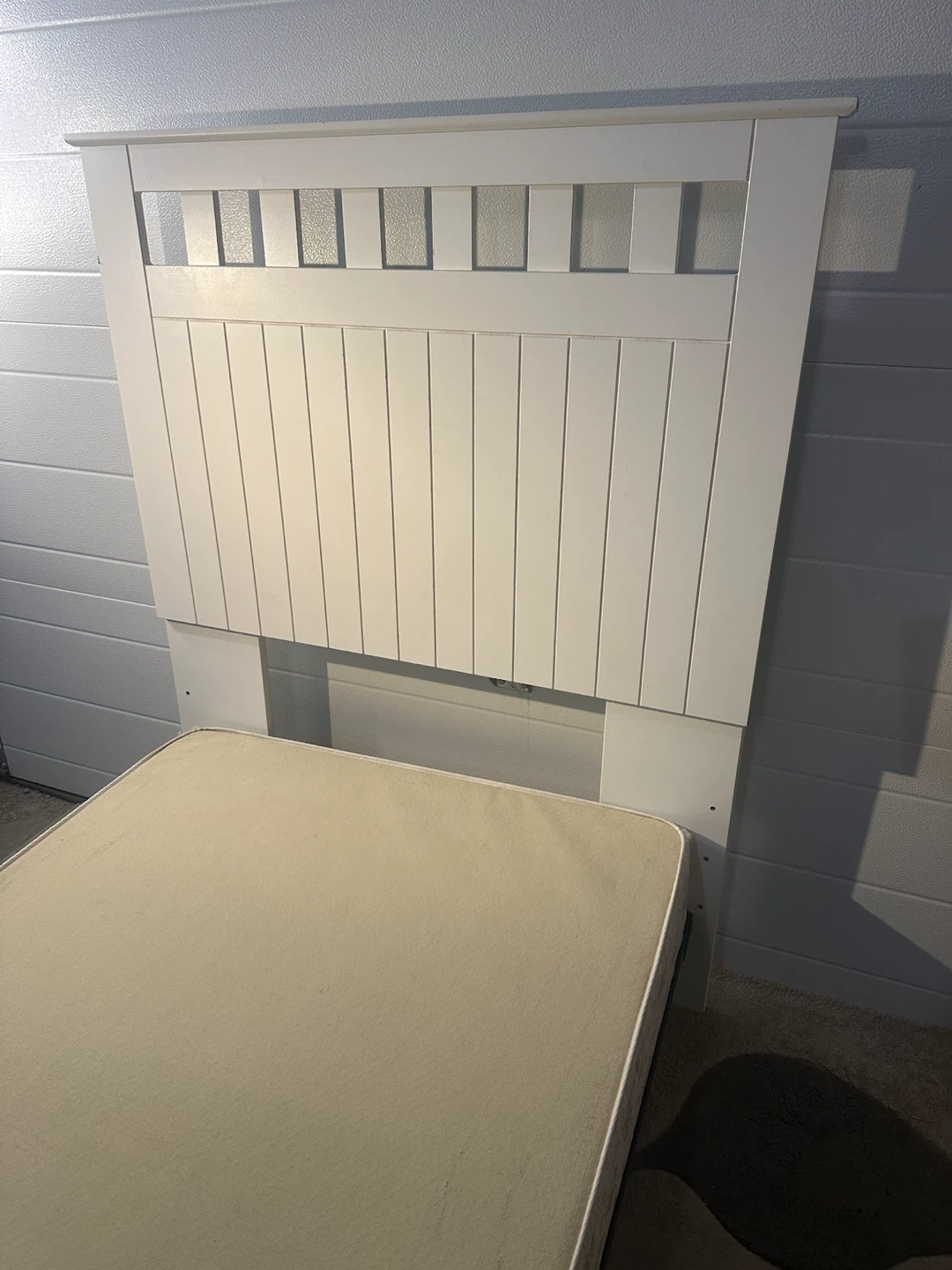 White Single Bed Set (Boxspring Included) - photo 2