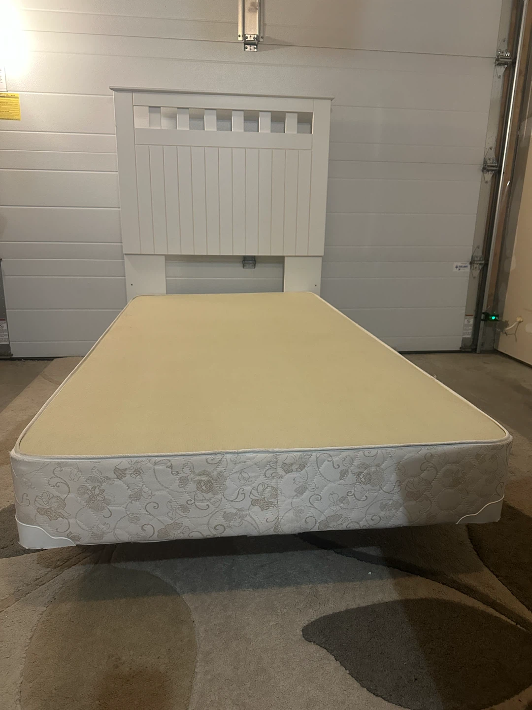 White Single Bed Set (Boxspring Included) - photo 3