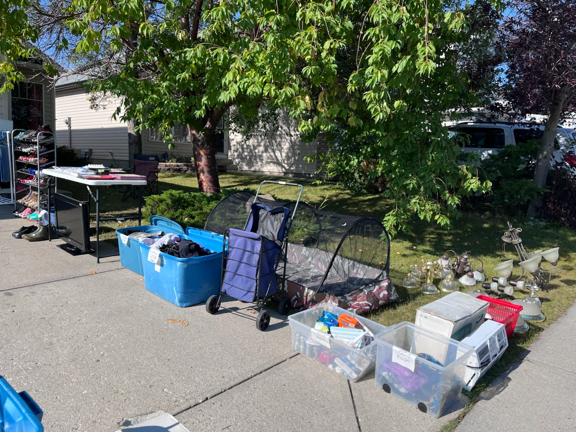 GARAGE SALE