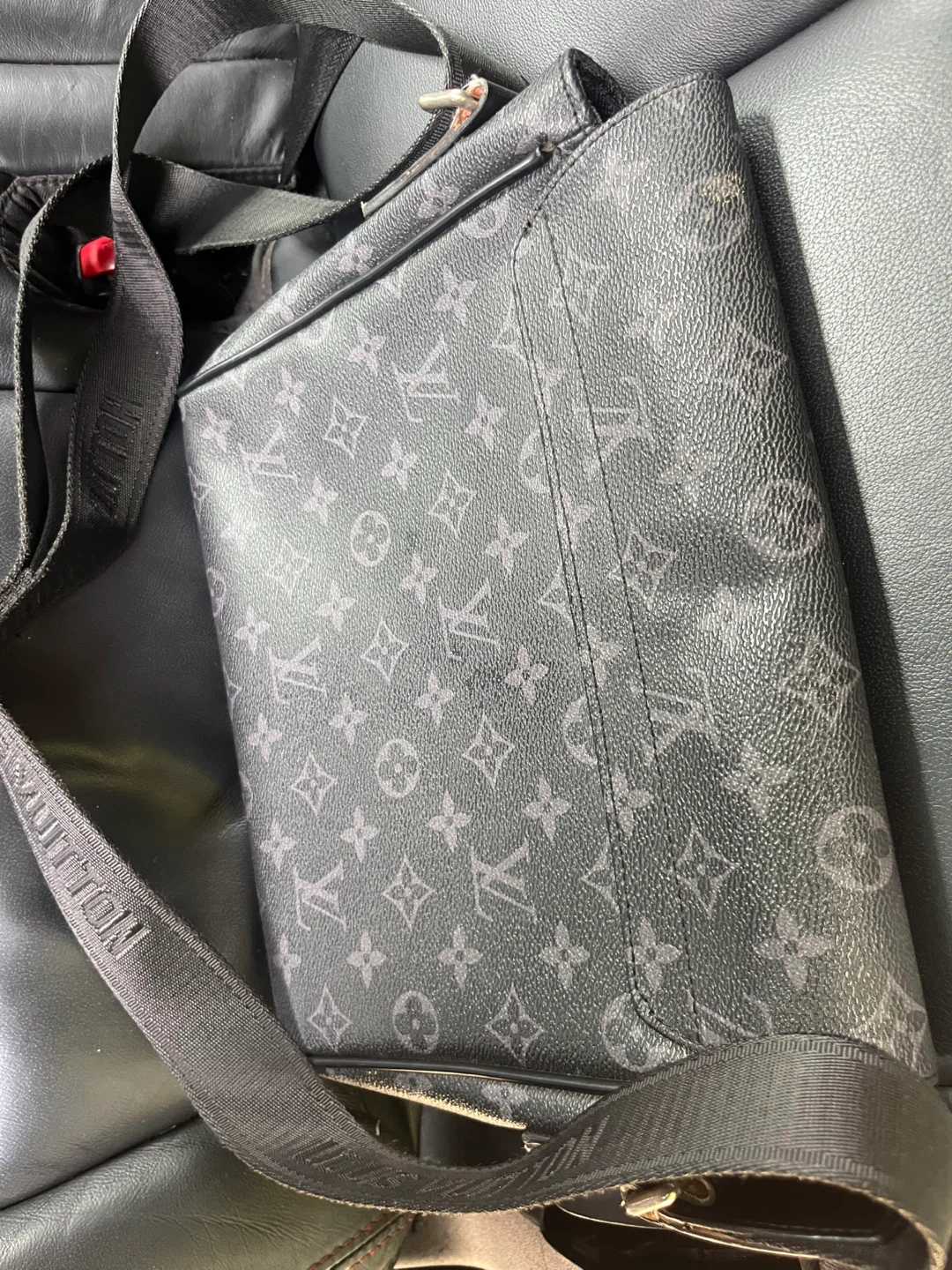 Louis Vuitton Monogram Messenger Bag - photo 2