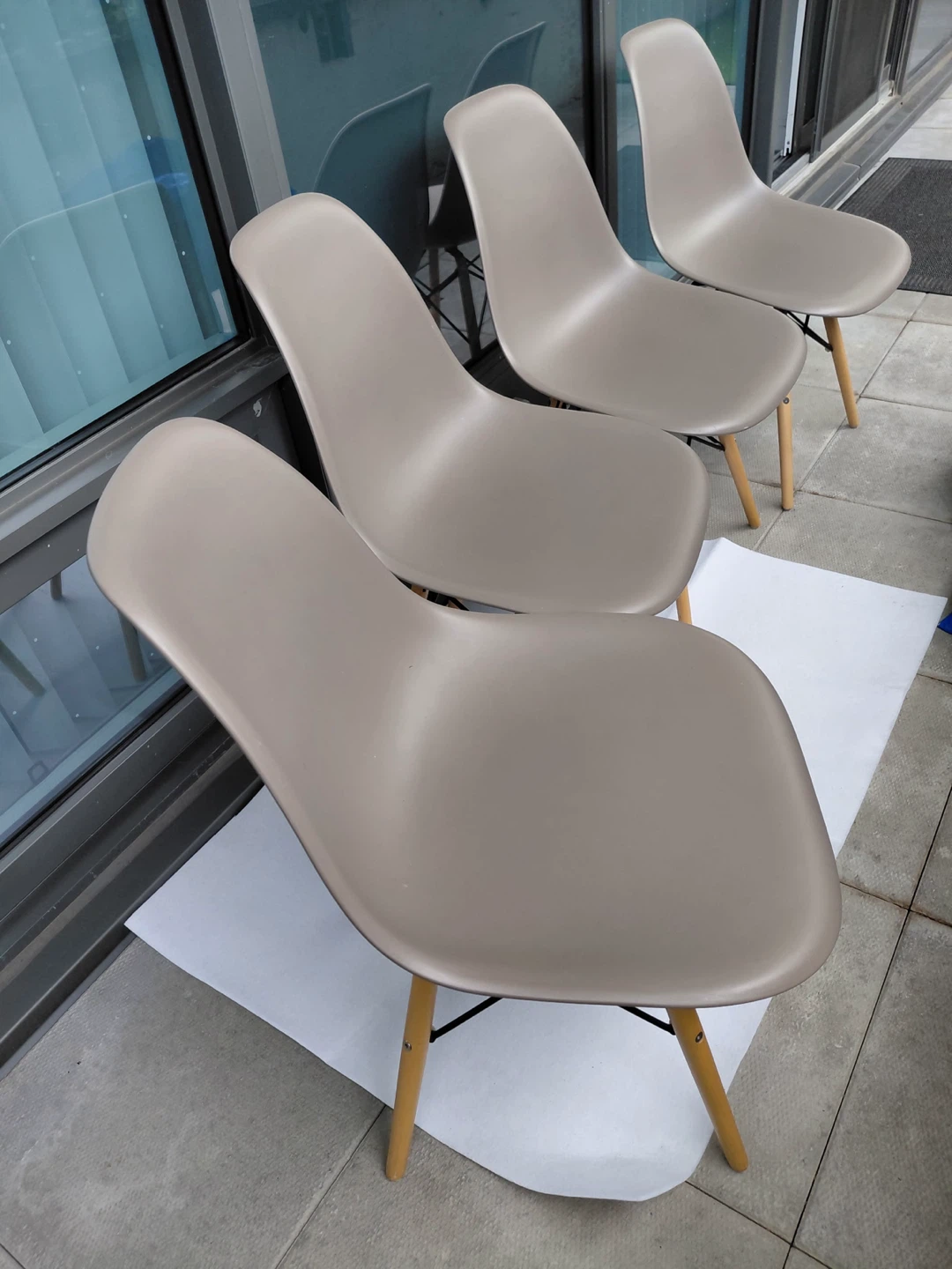 Set of 4 Chairs