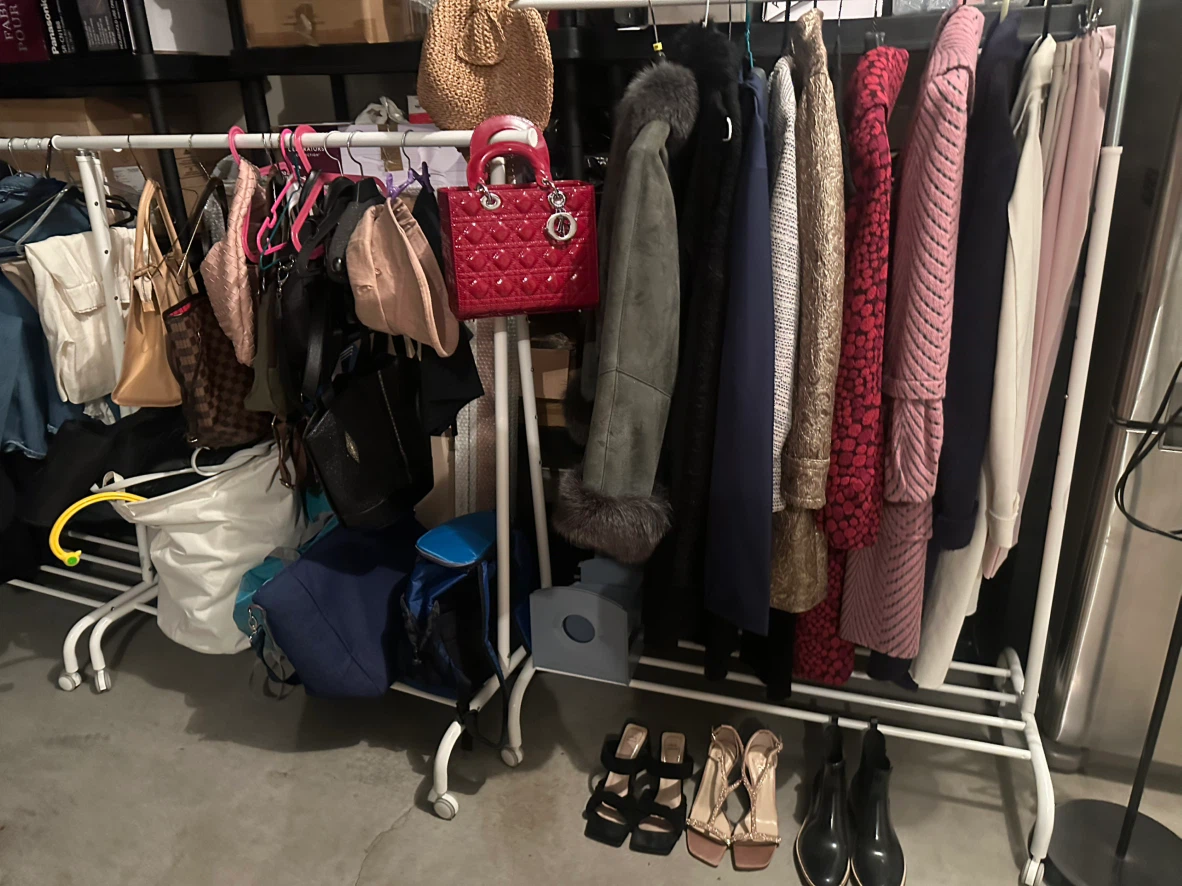 GARAGE SALE @3105 Dayanee springs blvd - photo 4