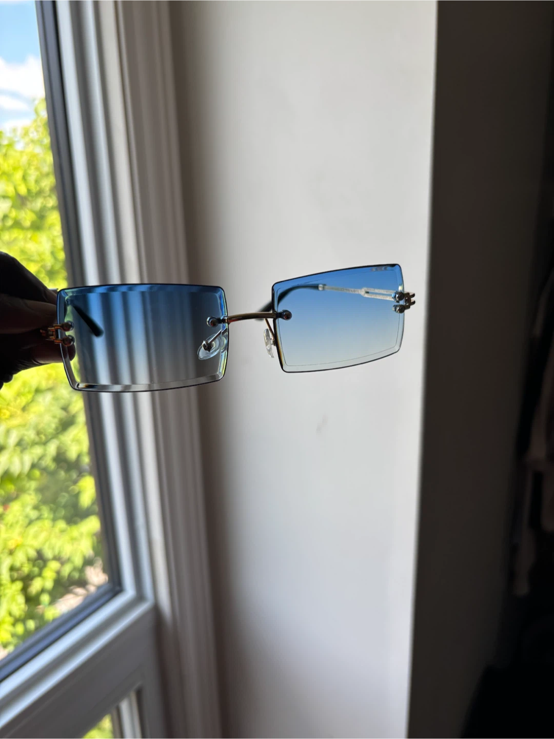 Rimless Blue Gradient Sunglasses