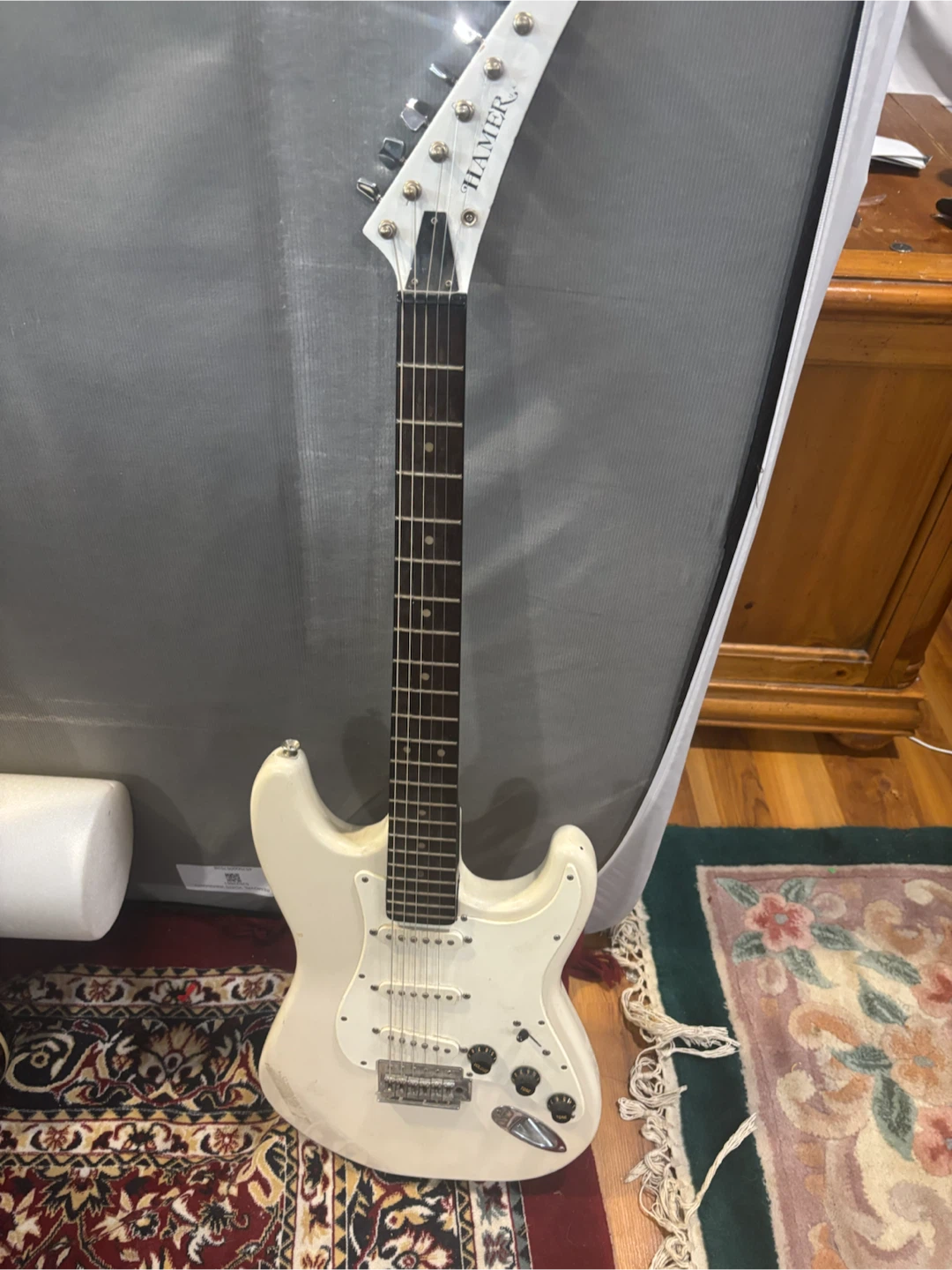 White Hamer Electric Guitar - photo 2