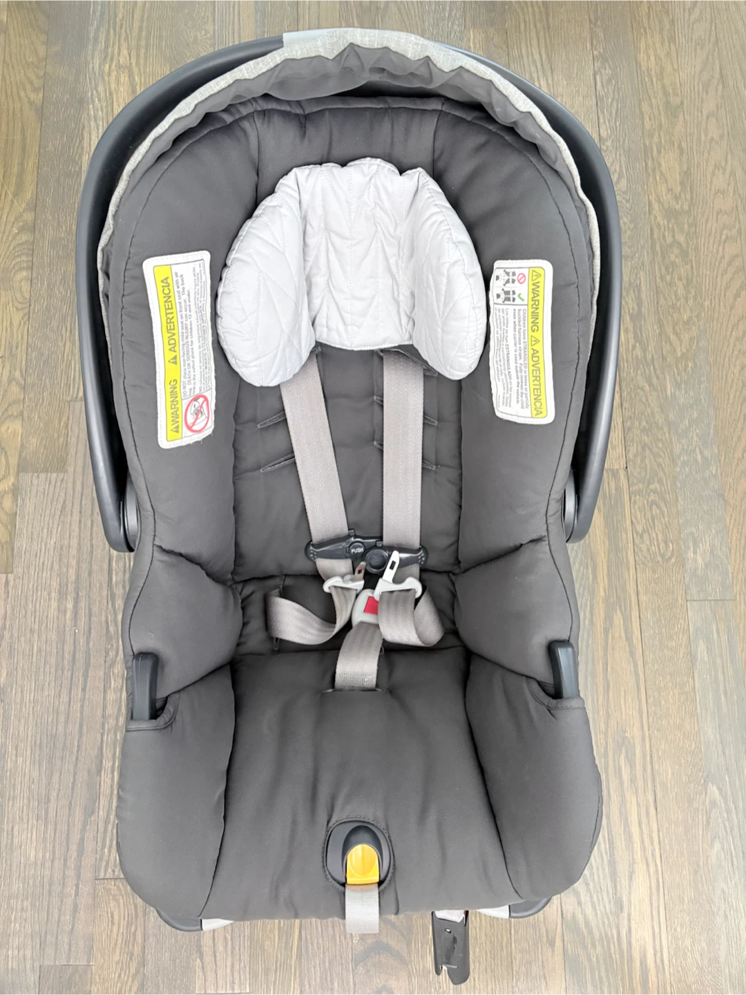 Chicco KeyFit 30 Infant Car Seat & Base - photo 3