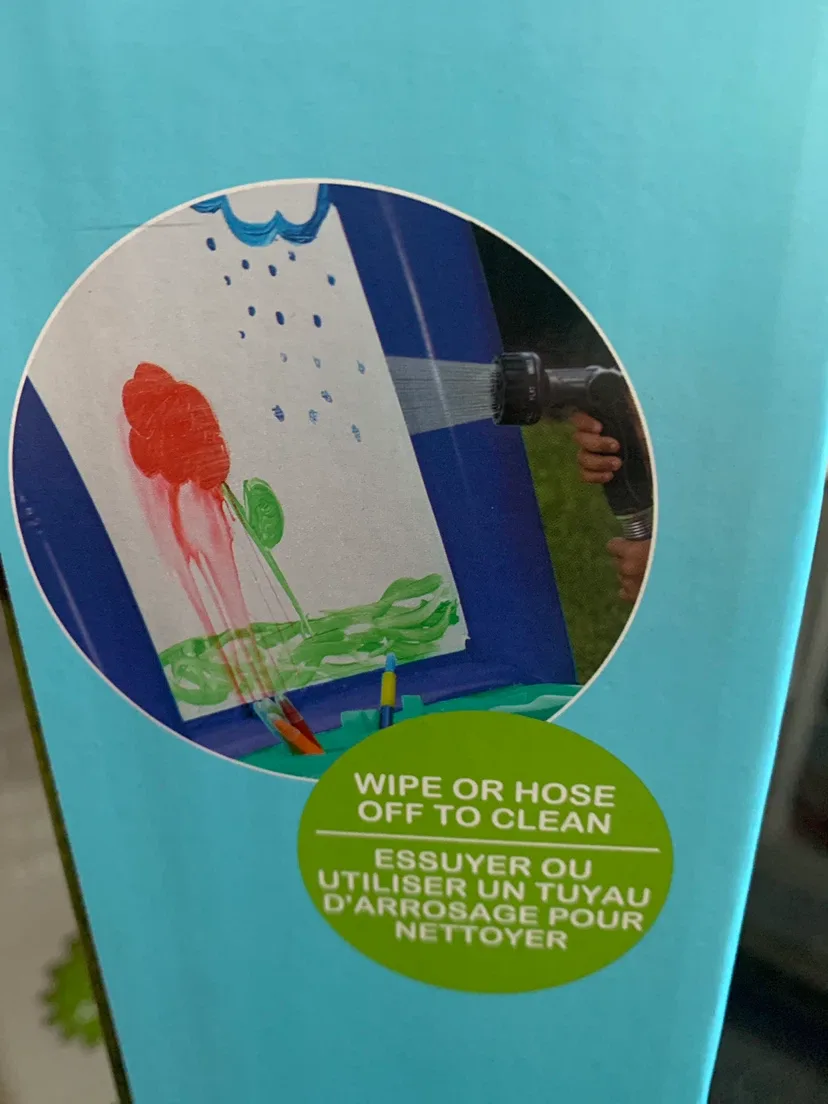 Inflatable Easel for Kids - new in box - photo 2