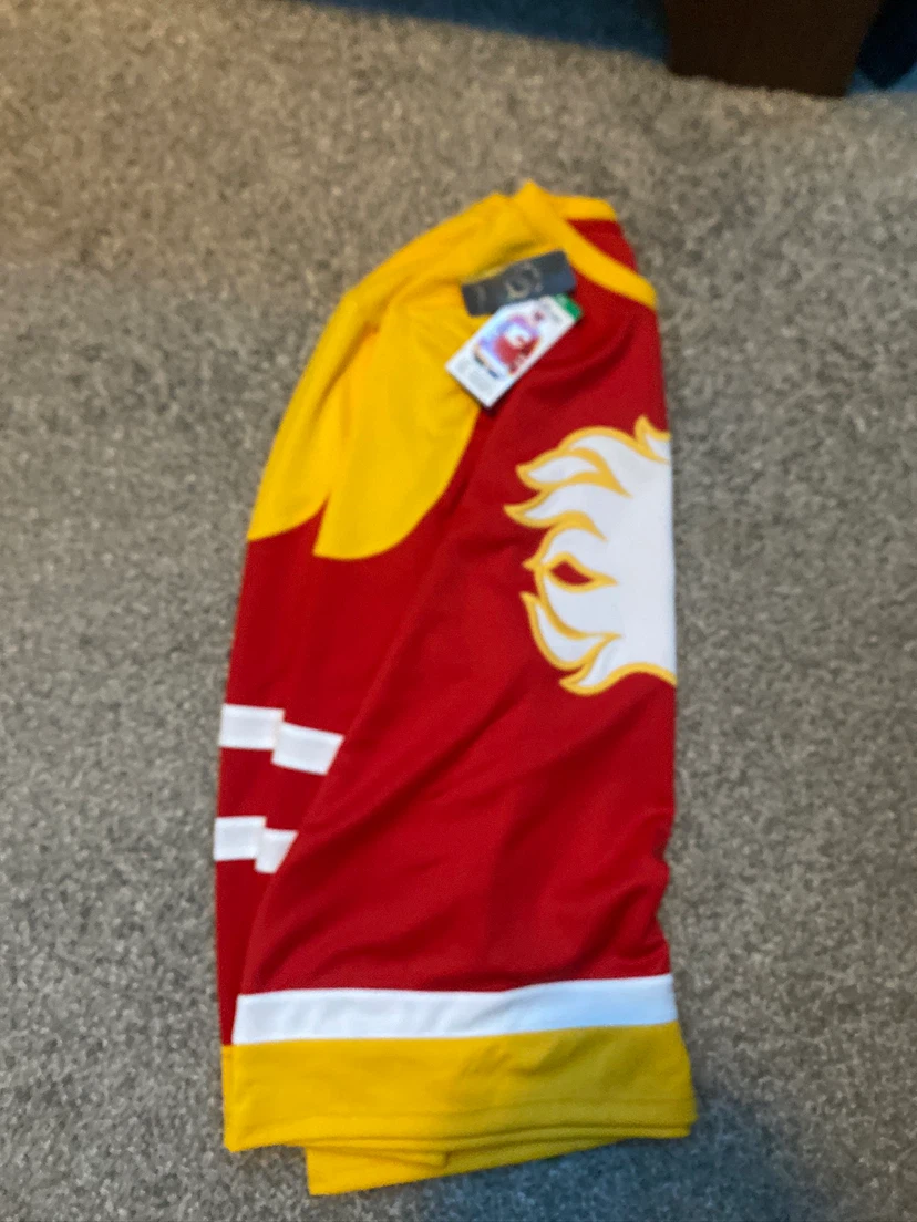 Calgary Flames Jersey – XL – Brand New With Tags