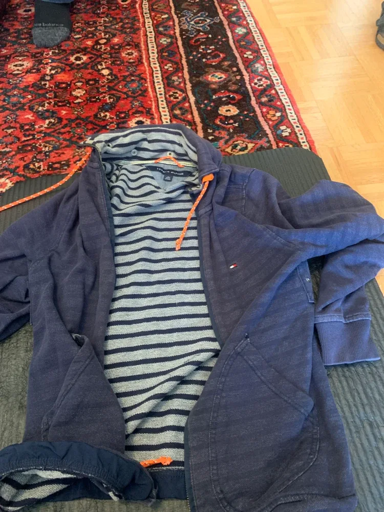 Tommy Hilfiger Zip-Up Hoodie