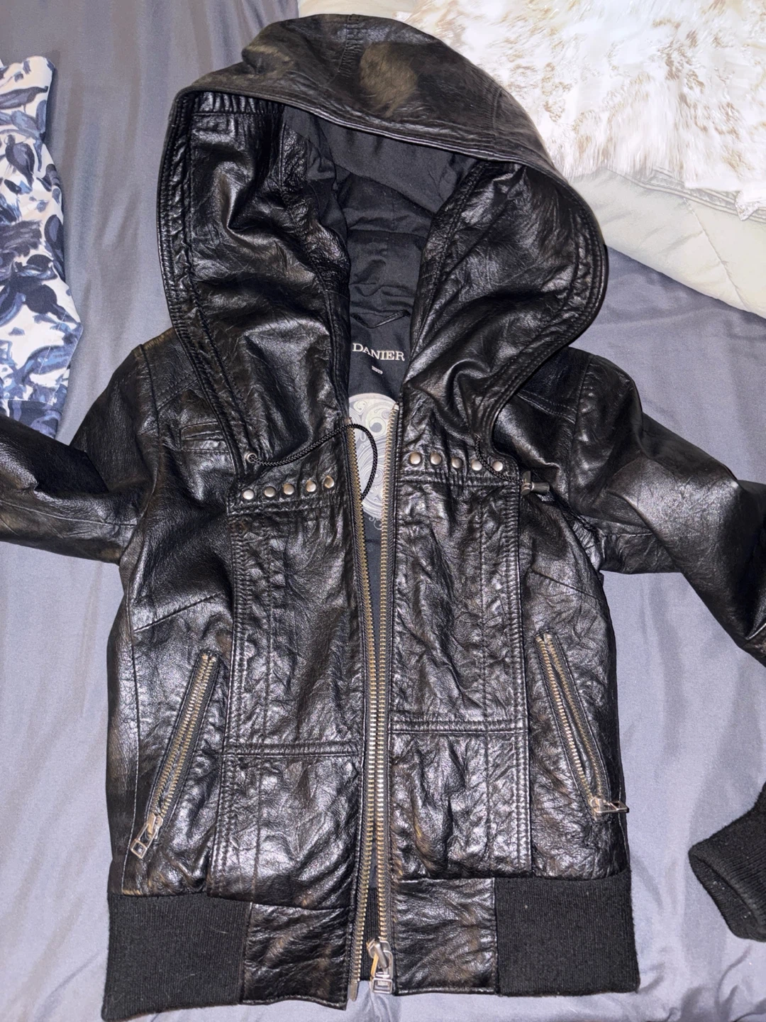 Danier Black Leather Hooded Jacket - photo 4