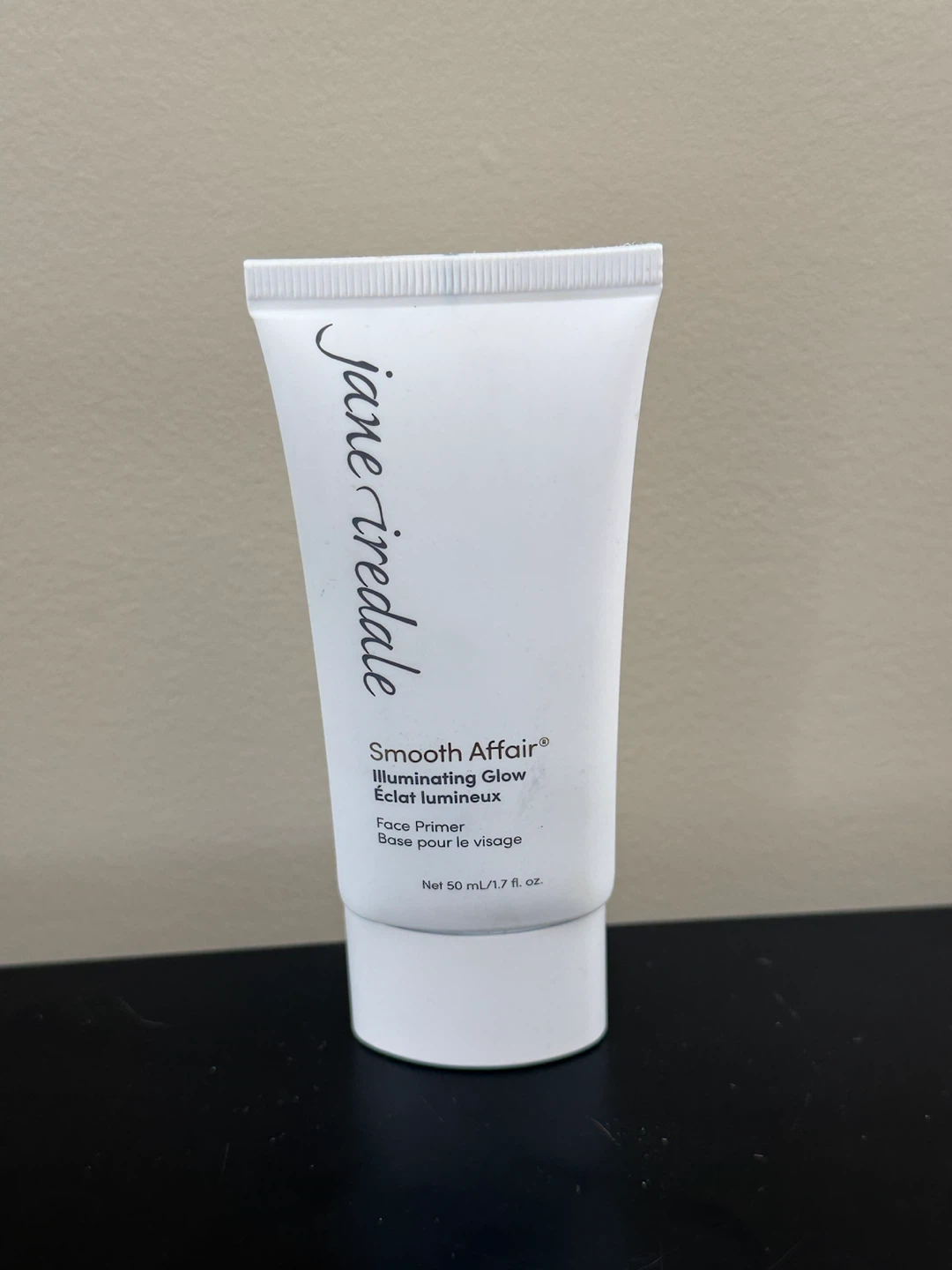 Jane Iredale Smooth Affair Illuminating Glow Face Primer