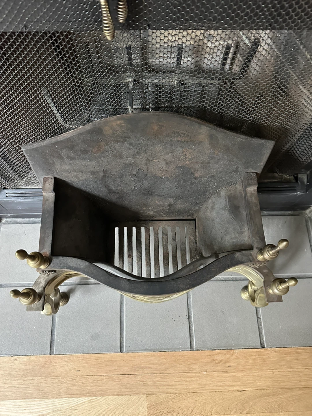 $90 Antique Bronze & Cast Iron Fireplace Grate/Basket - photo 2