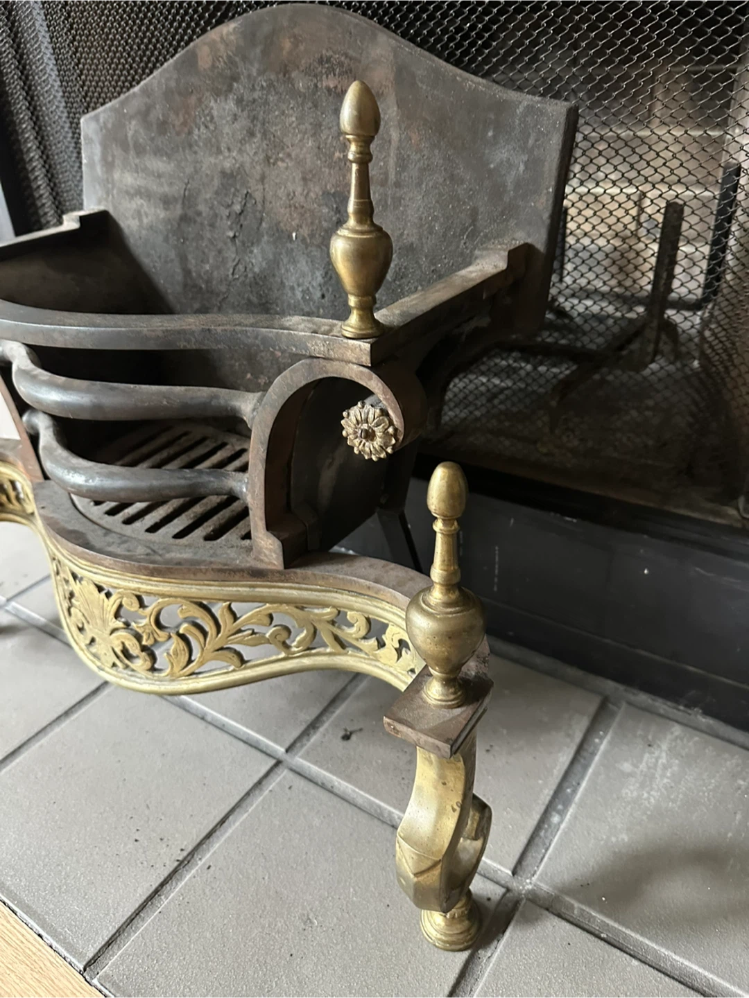 $90 Antique Bronze & Cast Iron Fireplace Grate/Basket - photo 3