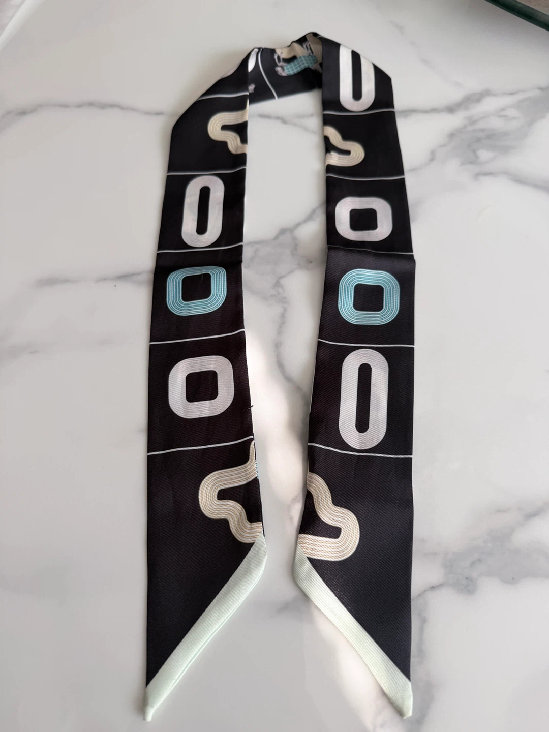 Decorative Scarf with Geometric Print