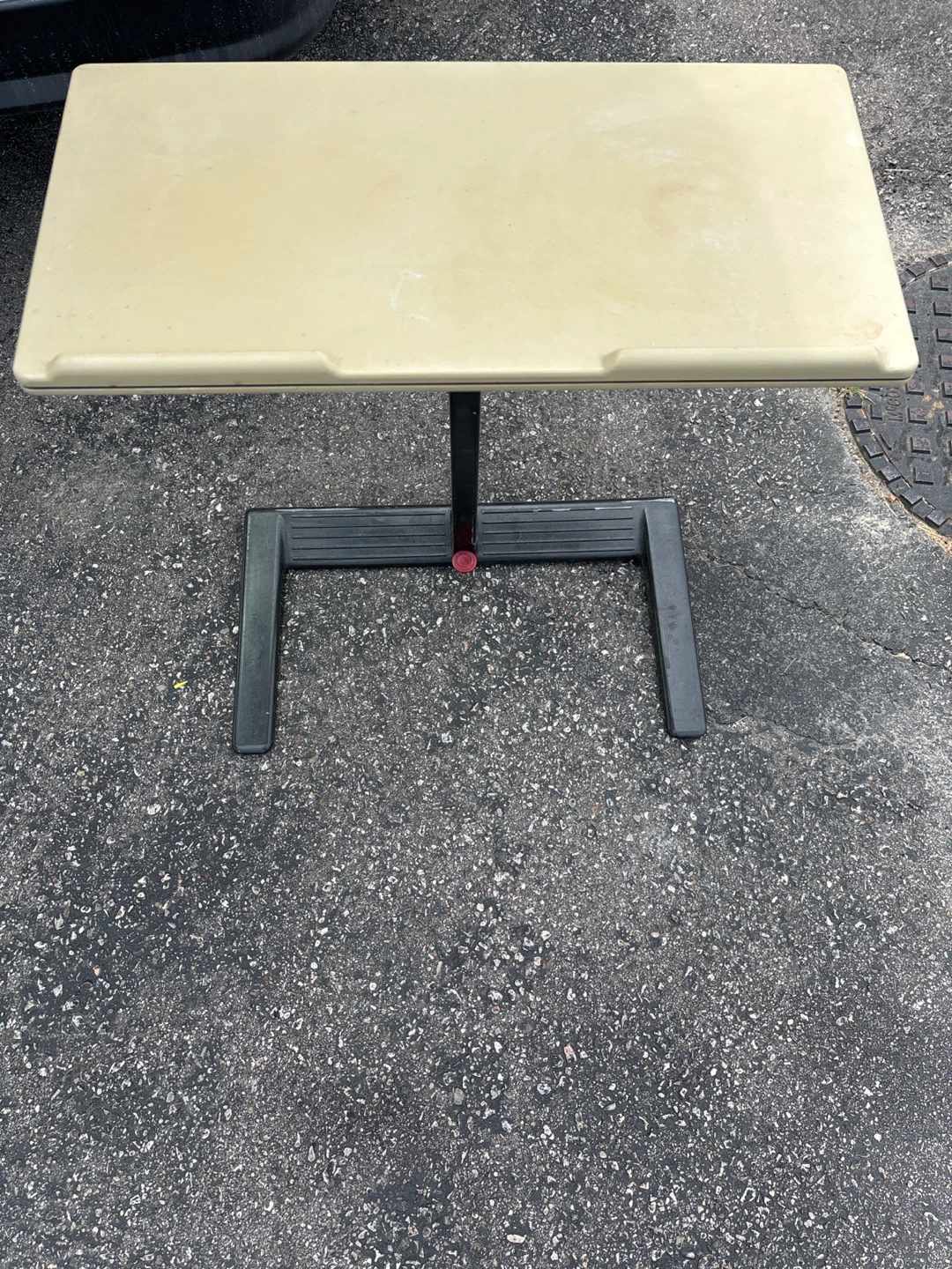 Adjustable Bedside Table - photo 4