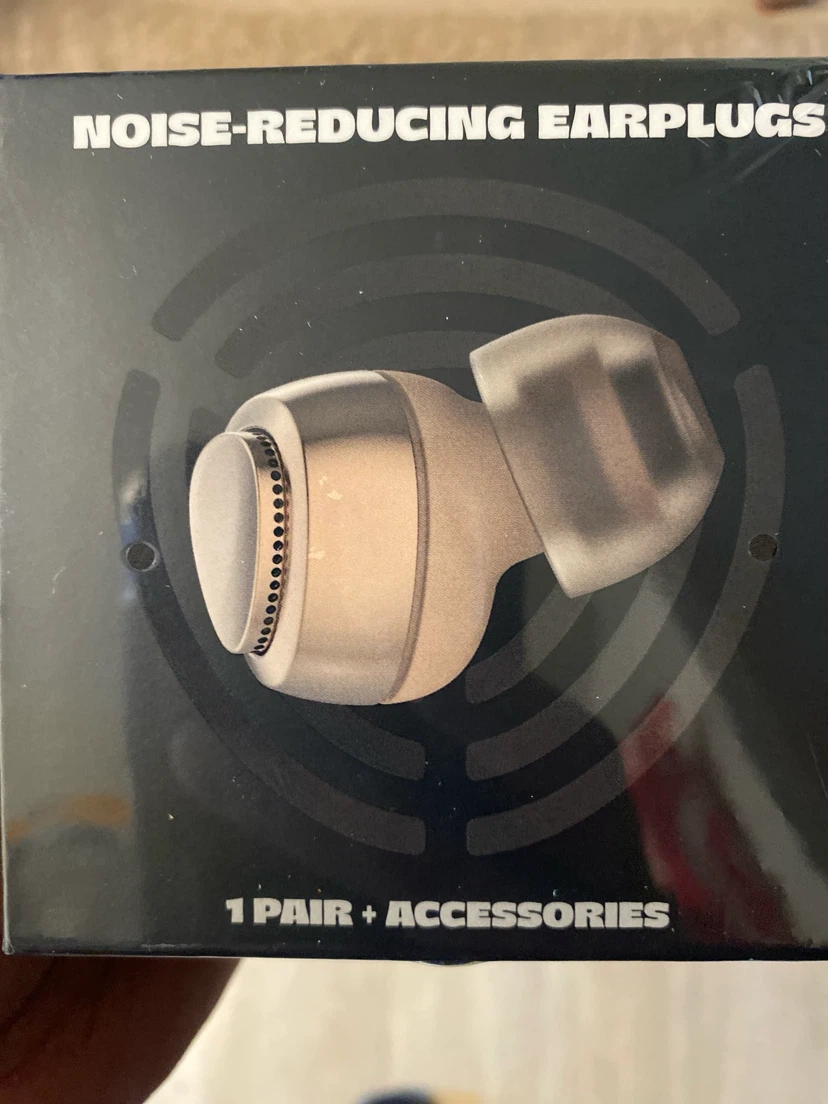 Noise-Reducing Earplugs - 1 Pair + Accessories