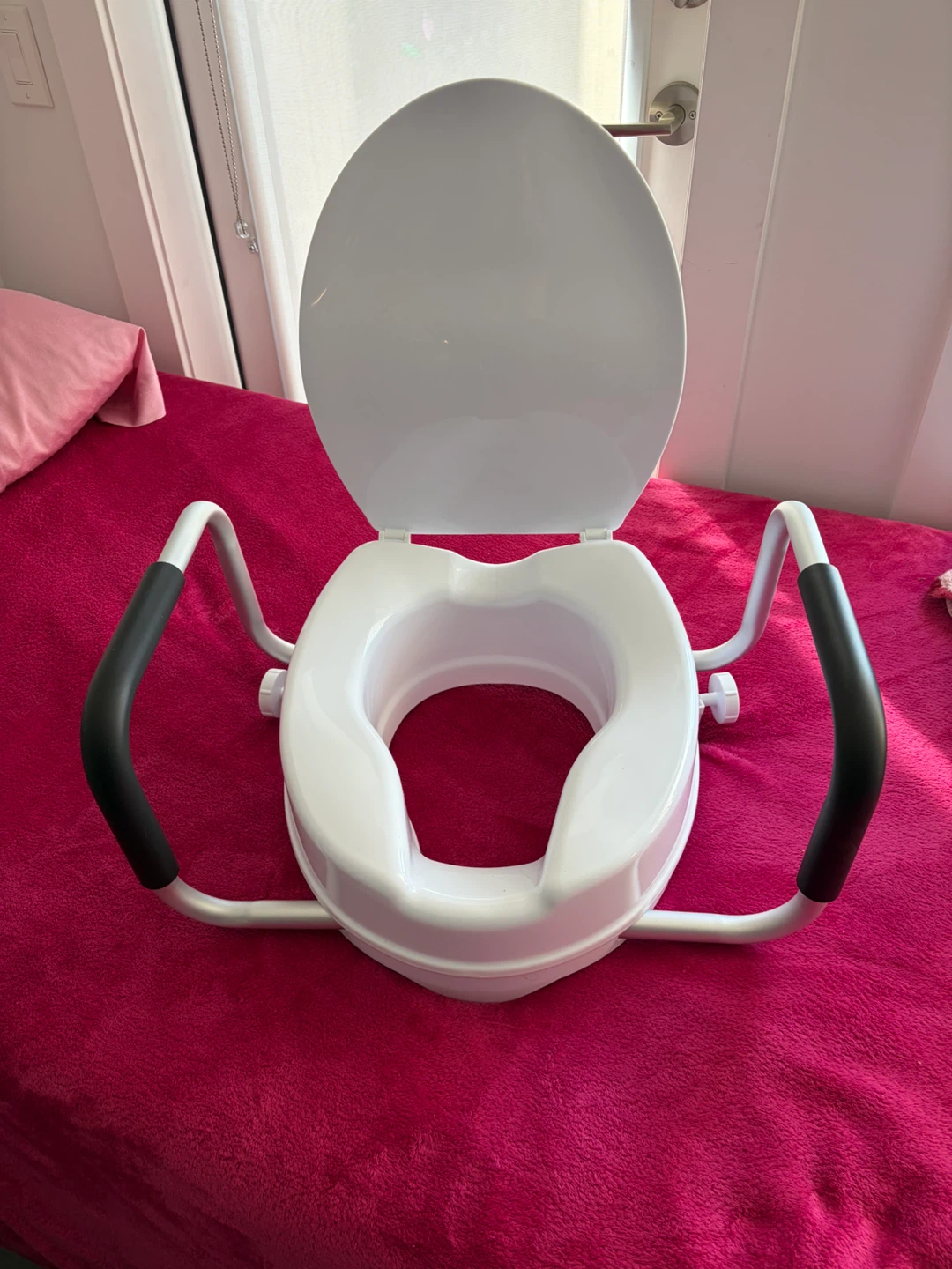Toilet seat riser - photo 2
