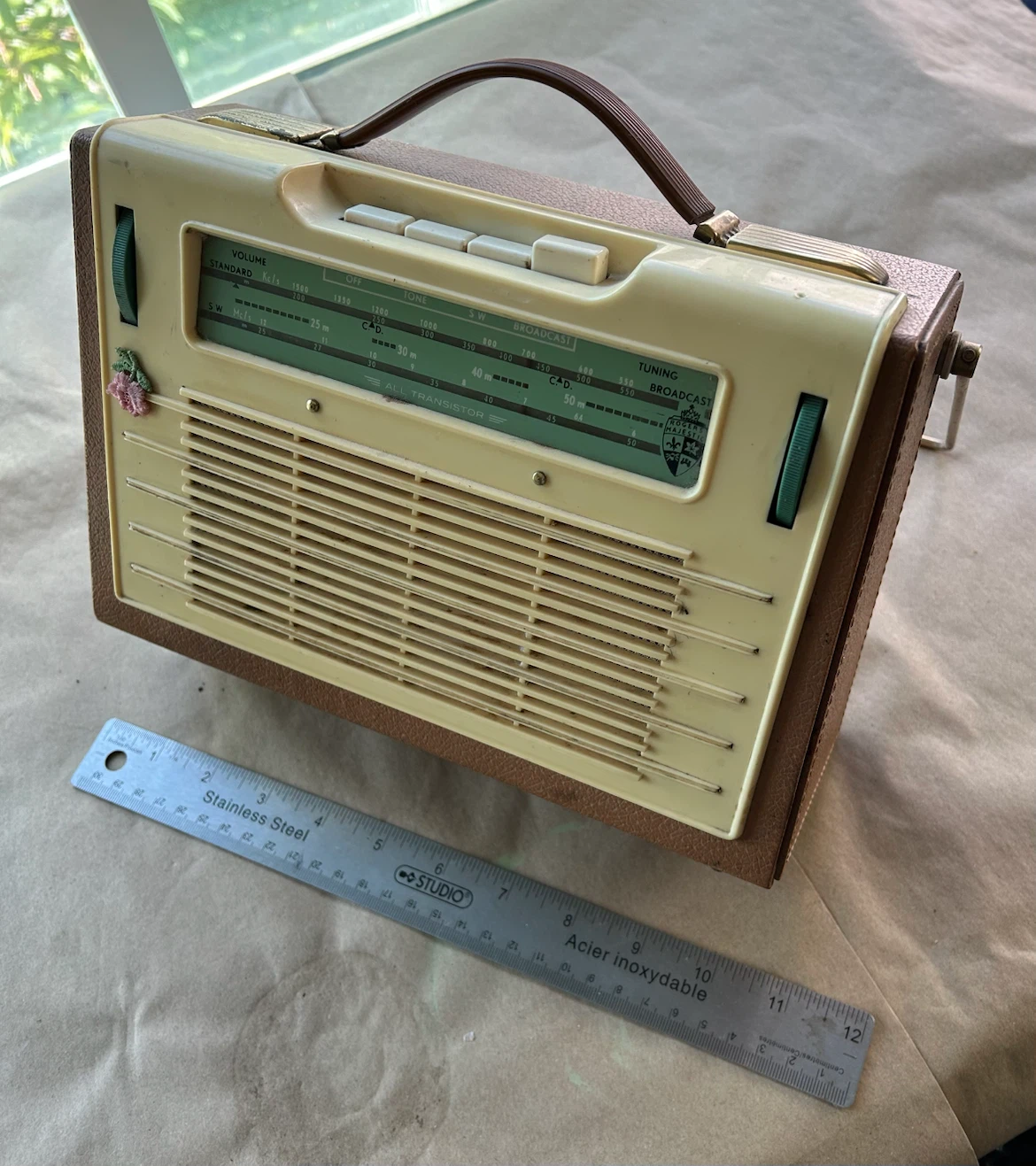 Vintage Transistor Radio