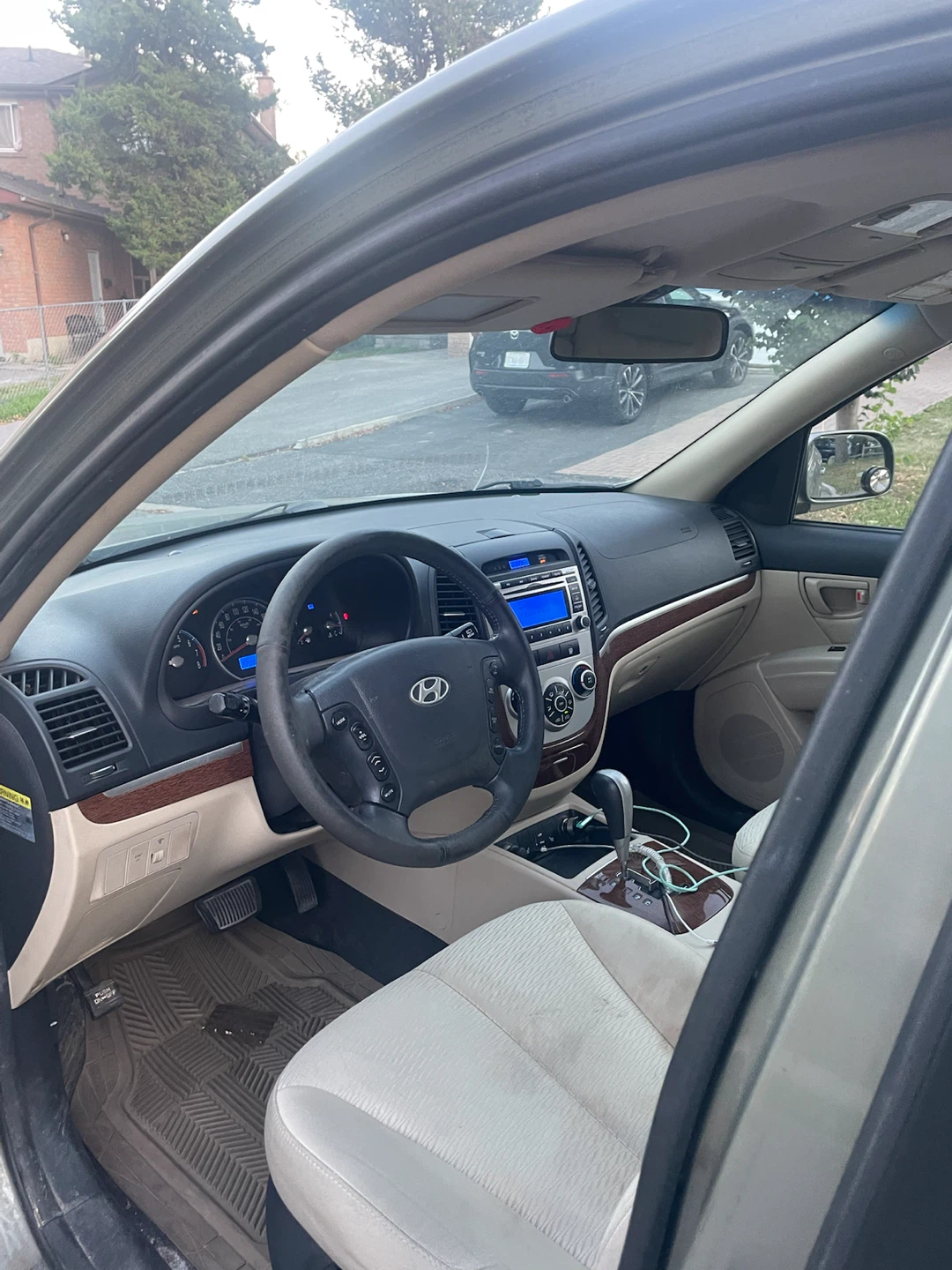 2009 Hyundai Santa Fe - photo 4