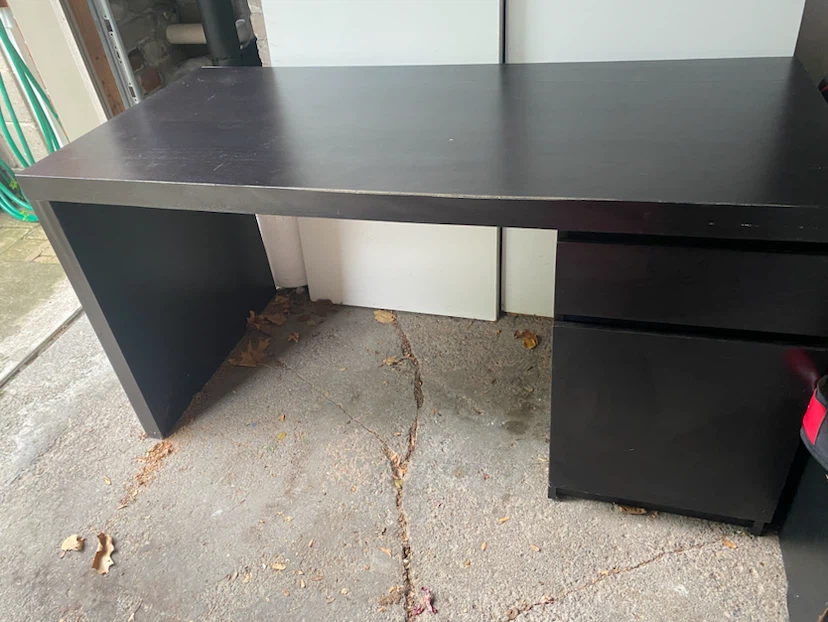 Ikea MALM desk - photo 3