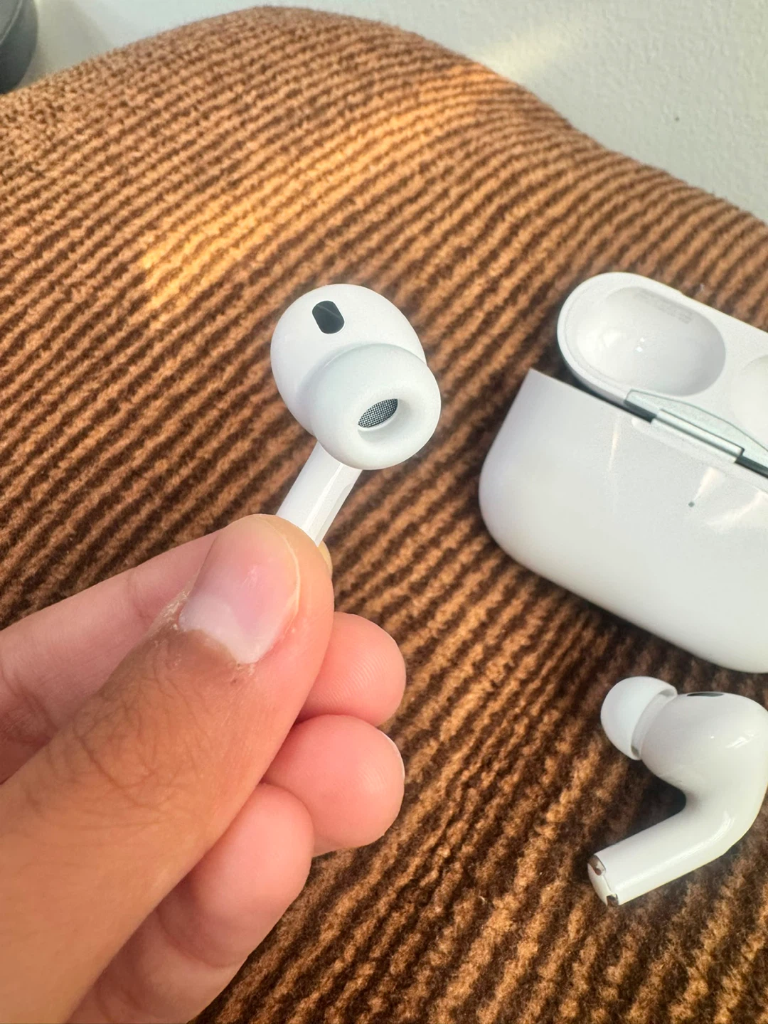 Apple Airpods Pro 2 USB-C BRAND NEW - photo 4