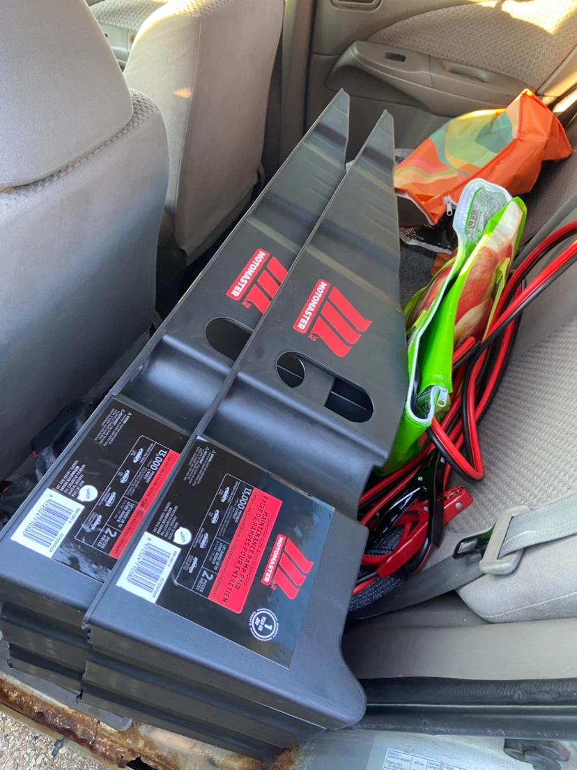 Motomaster Maintenance Ramps (2 Pieces)
