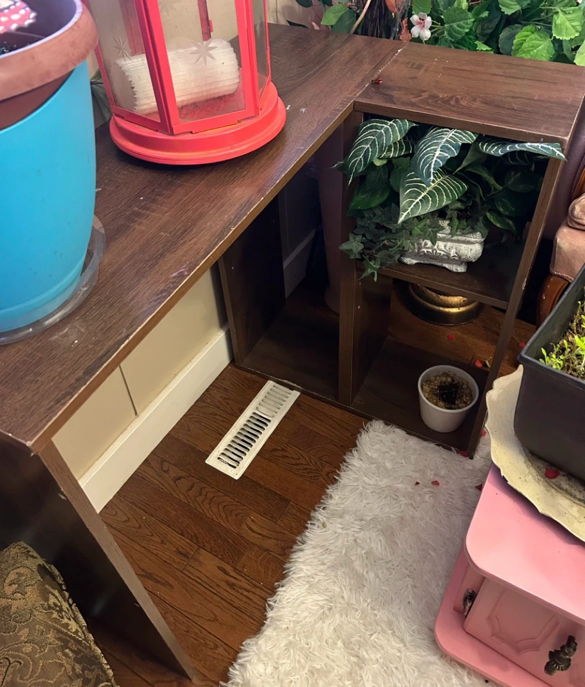 L-Shaped Corner Desk - photo 2