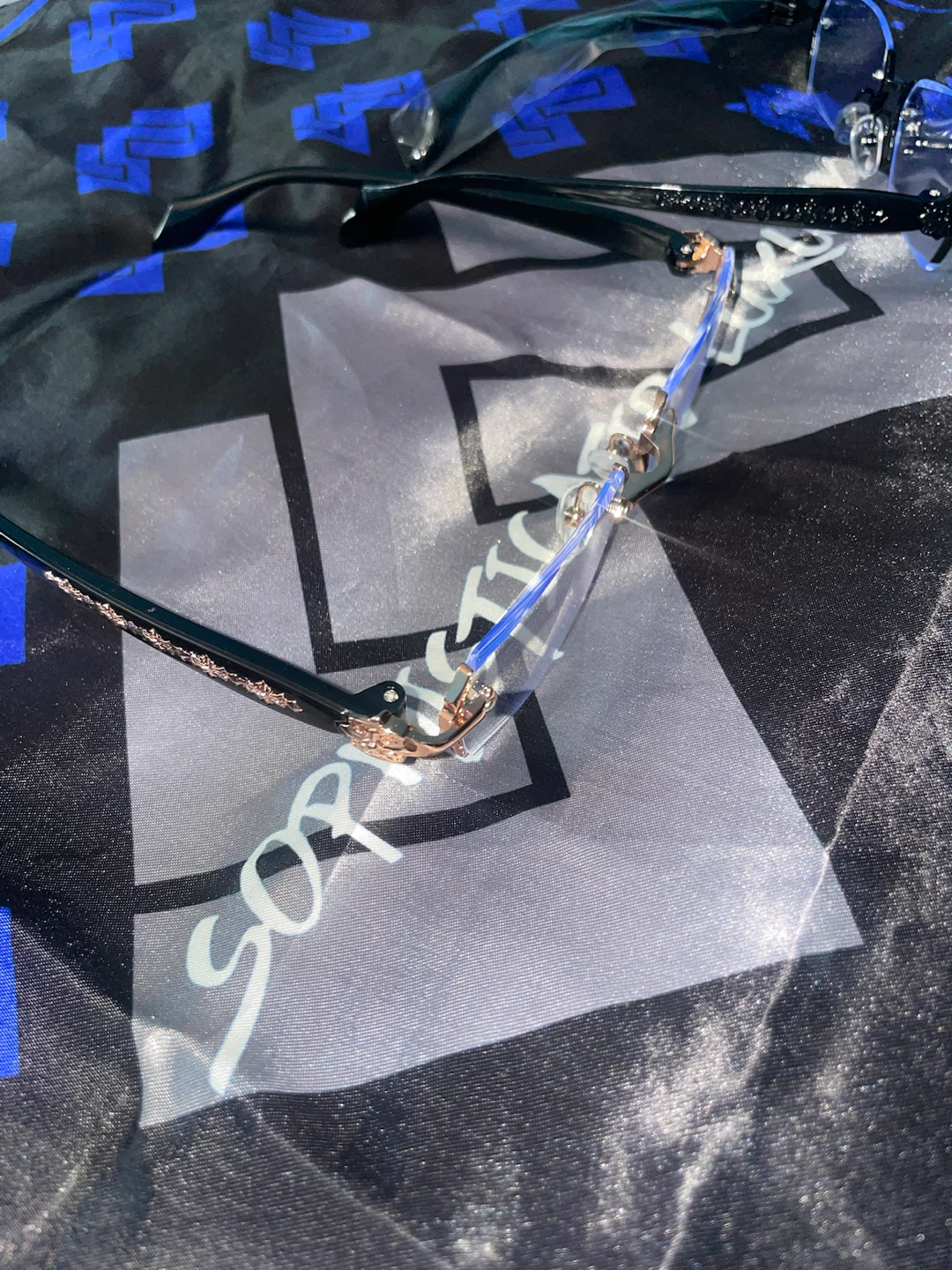 Style Optical Crystal Embellished Eyeglasses